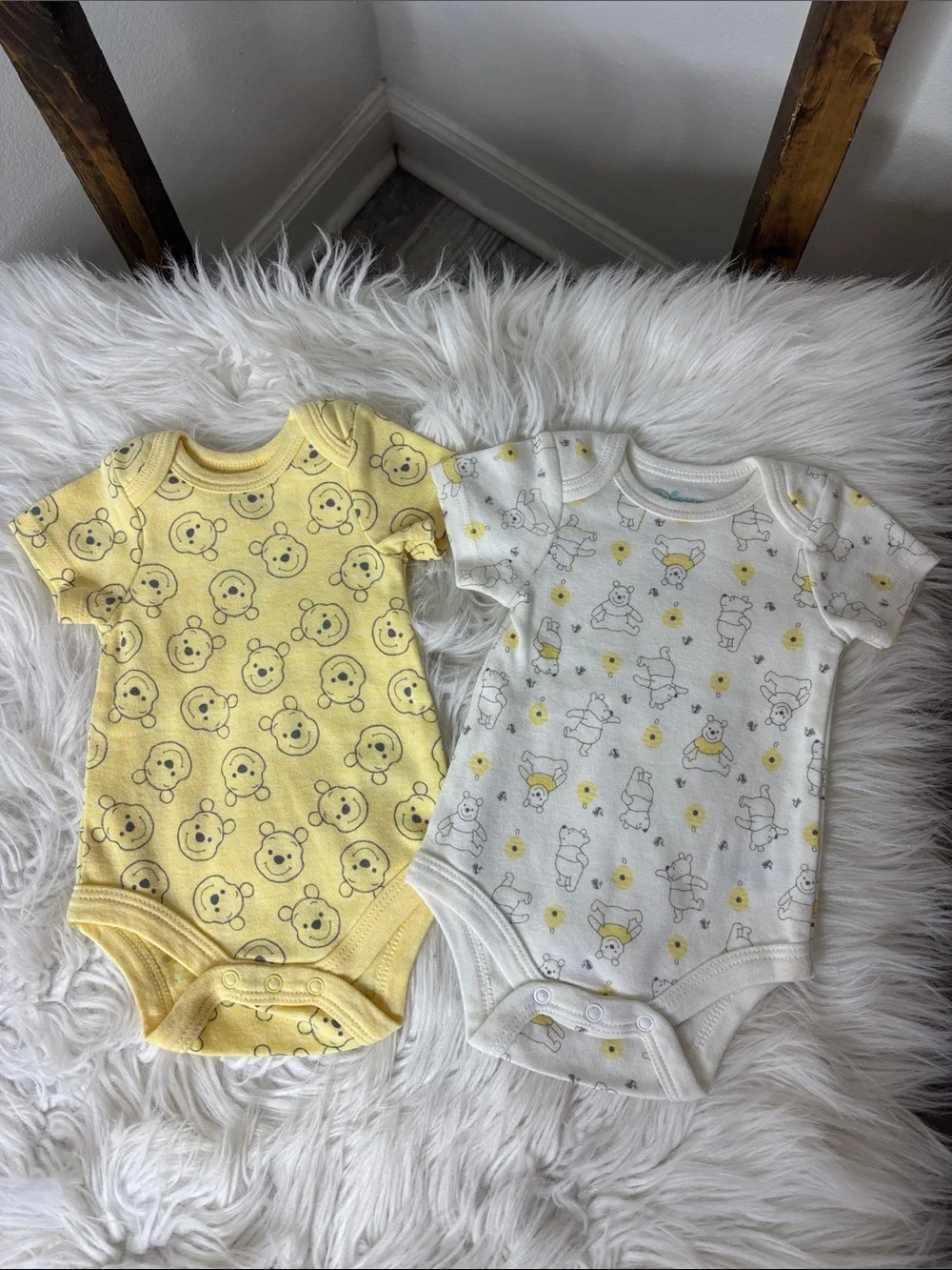 Disney Yellow and Cream Baby One-Piece Bodysuit Set - Winnie the Pooh Print - NB